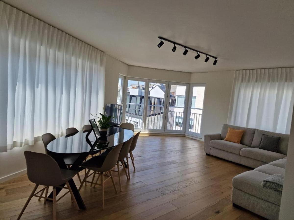 Luxury Renovated 3 Rooms Apartment Ostend Luaran gambar