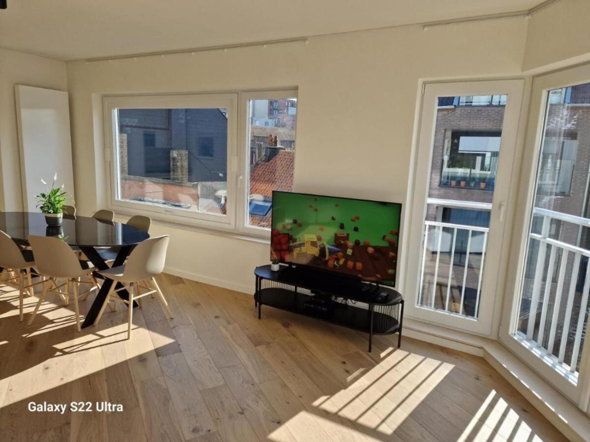 Luxury Renovated 3 Rooms Apartment Ostend Luaran gambar